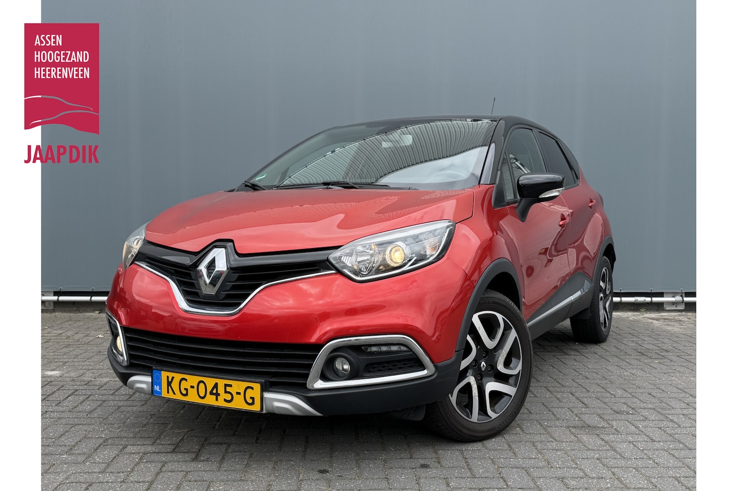 Renault Captur - BJR 2016 0.9 90 PK TCe Xmod LEDER | STOEL VW. | KEYLESS | CAMERA | CRUISE | NAVI - AutoWereld.nl