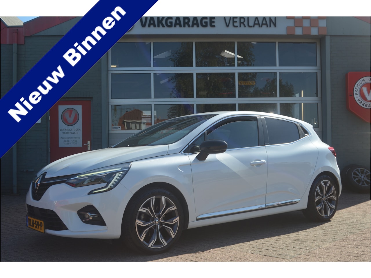 Renault Clio - AUTOMAAT 1.6 E-Tech Hybrid 140 Intens 12 mnd. gar. - AutoWereld.nl