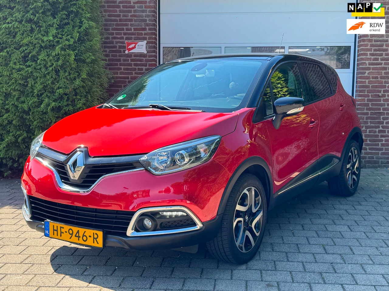 Renault Captur - 0.9 TCe Xmod|Nap|Leer|Camera|Trekhaak - AutoWereld.nl