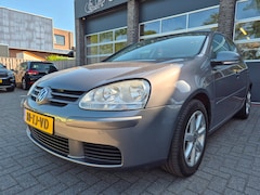 Volkswagen Golf - 1.6 FSI Optive