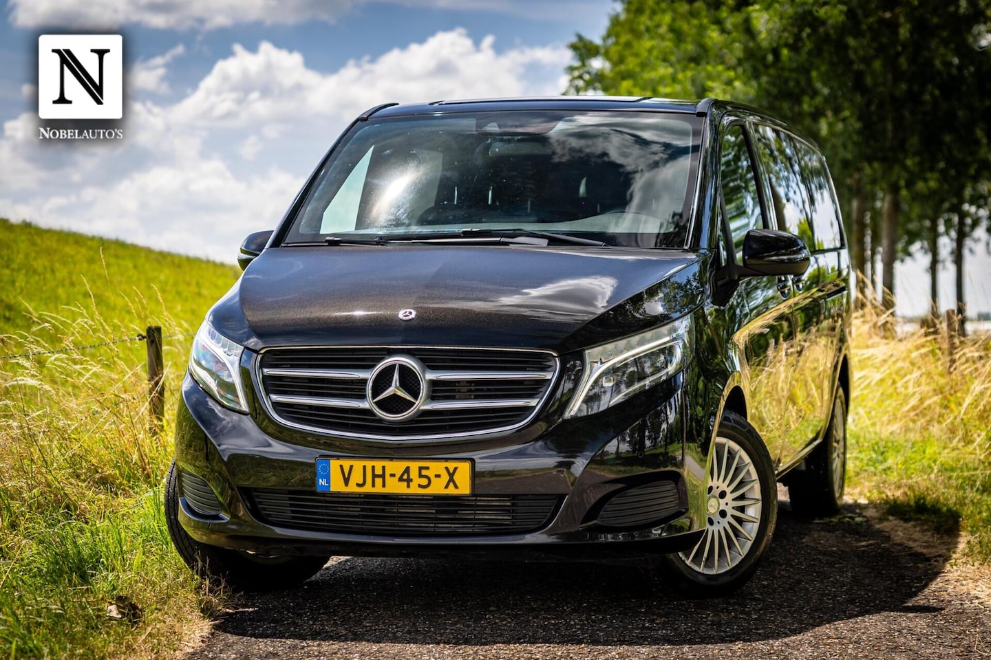Mercedes-Benz V-klasse - 250d 4-MATIC Extra Lang DC 250d 4-MATIC Extra Lang DC | Nap | Leer - AutoWereld.nl
