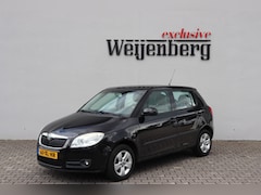 Skoda Fabia - 1.4-16V Elegance Nieuwe APK