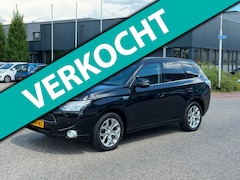 Mitsubishi Outlander - 2.0 PHEV instyle+ Leder Navi Schuifdak