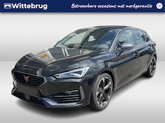 CUPRA Leon Sportstourer - 1.4 e-Hybrid Performance / SOH 96%/ AUTOMAAT/ CRUISE/ DIGITAL DASH/ KEYLESS/ NAVI/ STOELVE