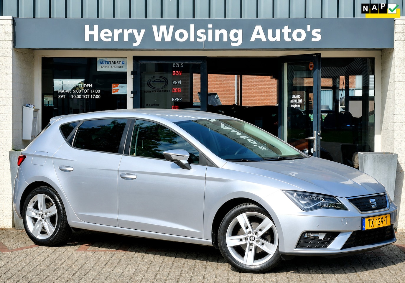 SEAT Leon - 1.0 TSI Style Camera Navi Led Carplay NAP - AutoWereld.nl