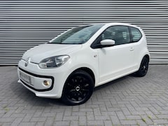 Volkswagen Up! - 1.0 high up cruise / navi / airco / elek pakket