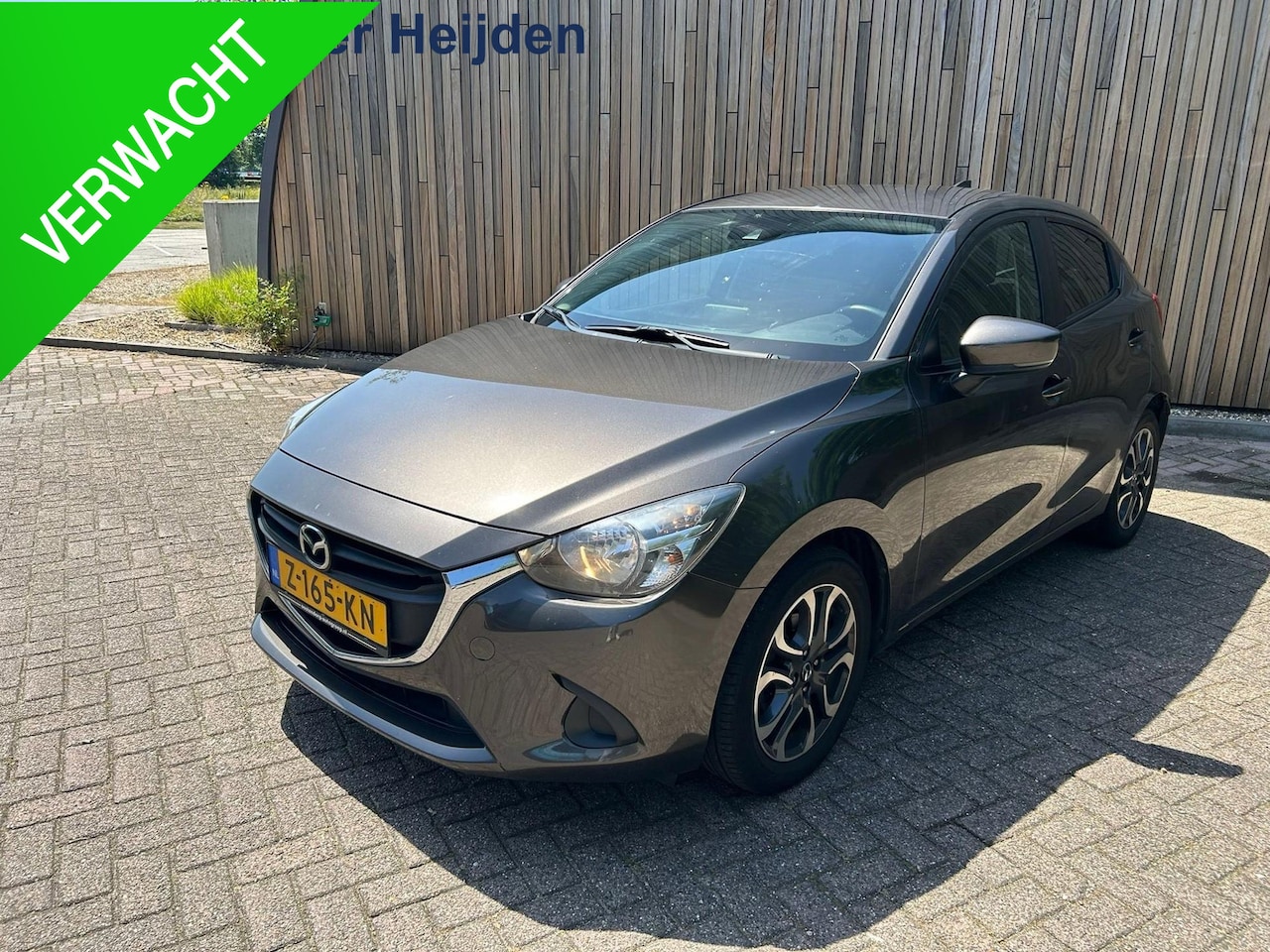 Mazda 2 - 1.5 Skyactiv-G Skylease+ Stoelverwarming | Navigatie | - AutoWereld.nl