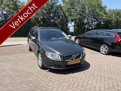 Volvo V70 - 1.6 T4 Nordic AUTOMAAT TREKHAAK LEER STOELVERWARMING