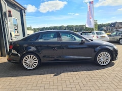 Audi A3 Limousine - 30 TFSI Advance Digitaal dashboard Carplay