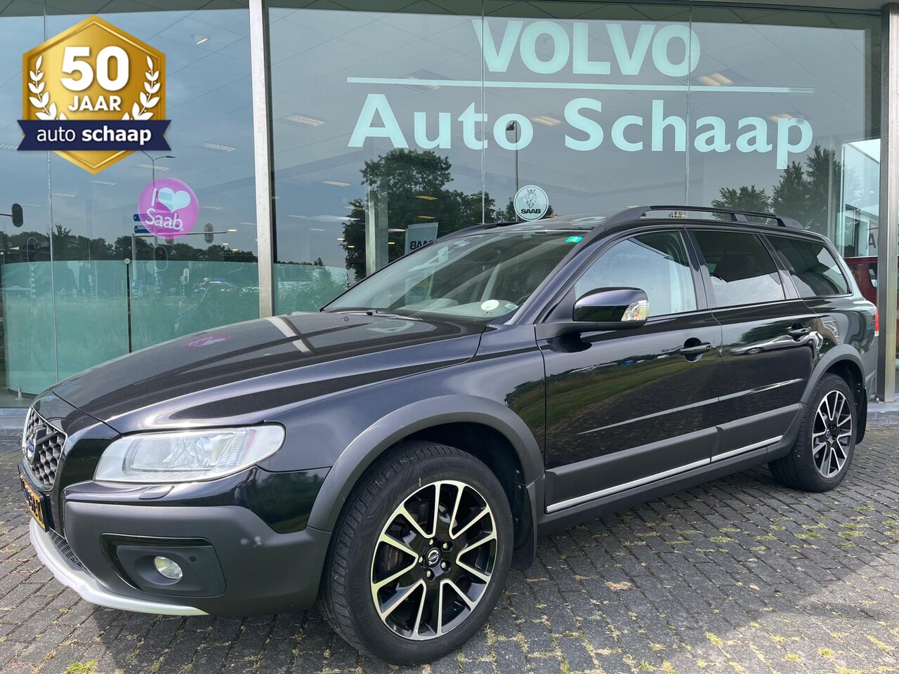 Volvo XC70 - 2.0 D4 FWD Nordic+ Dynamic Automaat | Rijklaar incl garantie | Euro6 Parkeersensoren voor - AutoWereld.nl