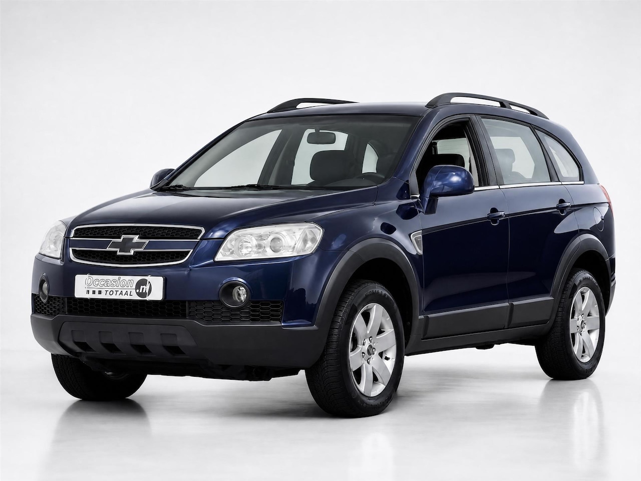 Chevrolet Captiva - 2.4 Intro Edition 2WD | Trekhaak | Leder | Stoelverwarming - AutoWereld.nl