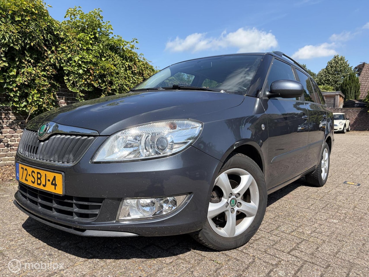 Skoda Fabia Combi - 1.2 TSI Tour Trekhaak / Dealer onderhouden - AutoWereld.nl