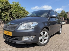 Skoda Fabia Combi - 1.2 TSI Tour Trekhaak / Dealer onderhouden