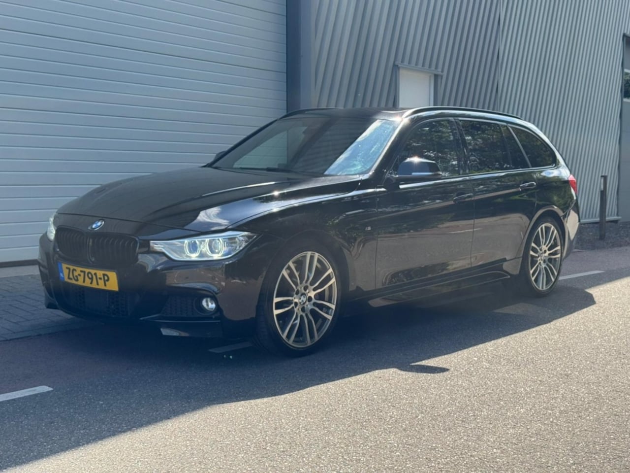 BMW 3-serie Touring - 335i xDrive High Executive | Trekhaak | Vol met opties | - AutoWereld.nl
