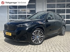 BMW iX1 - xDrive30 Launch Edition 67 kWh | SoH 96.3% | Luxe Lederen Comfort Stoelen | Stoelverwarmin