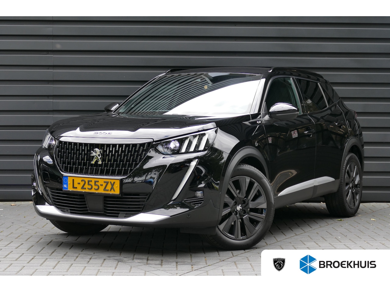 Peugeot 2008 - 1.2 PURTECH 130PK GT PACK / ALCANTARA / CAMERA / 18"LMV / KEYLESS / FULL-LED / STOELVERWAR - AutoWereld.nl