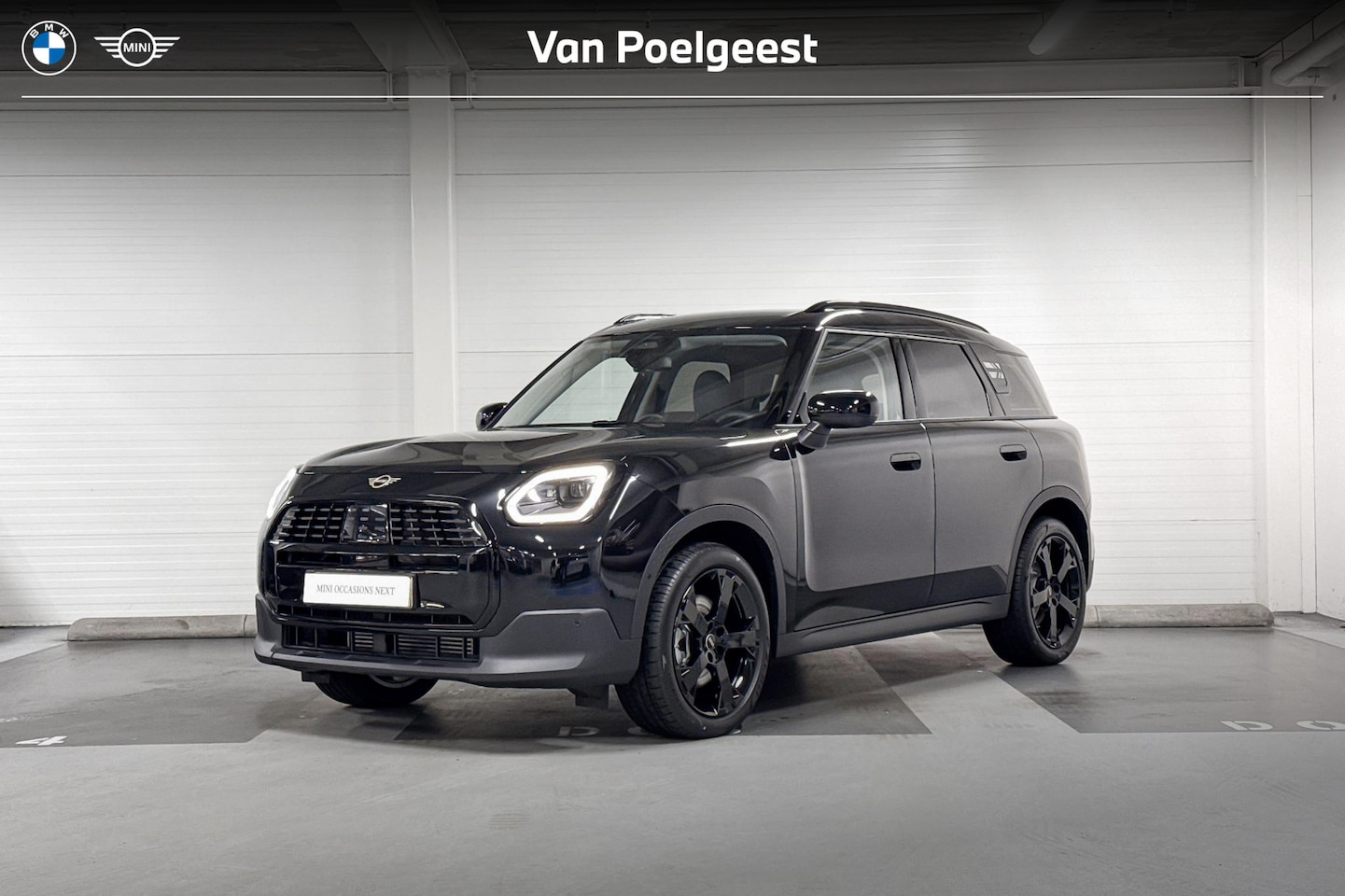 MINI Countryman - C | Trekhaak | 19" LM John Cooper Works Runway Spoke black | STAFF Voertuig (niet online) - AutoWereld.nl