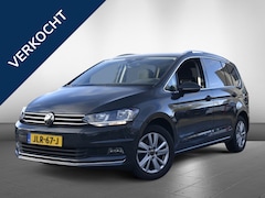 Volkswagen Touran - 1.5 DSG Highline BMT | 7 Persoons | PDC | Carplay | Adaptive | camera