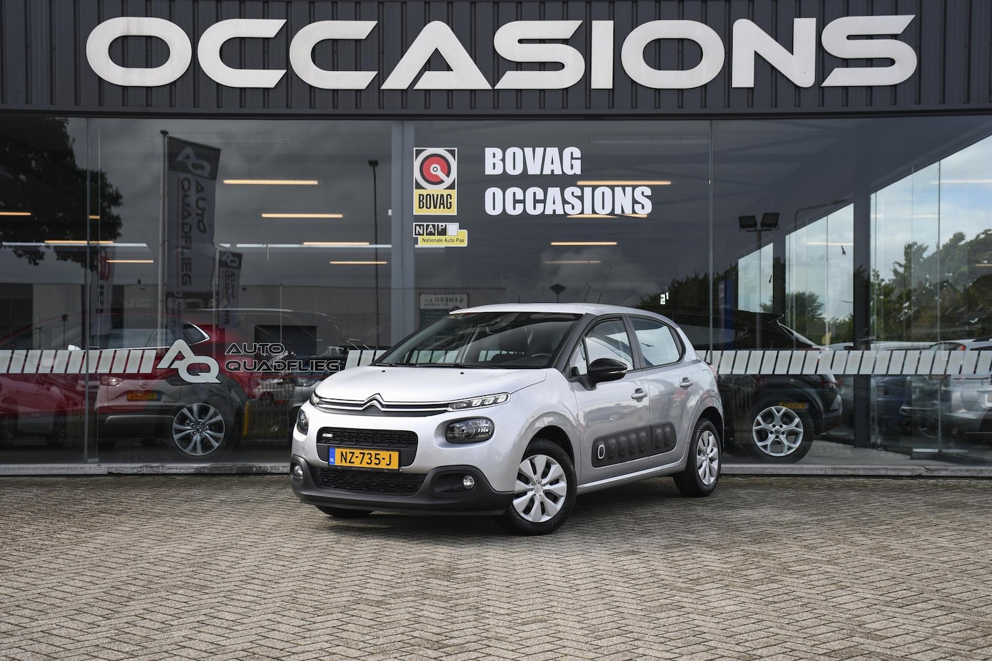 Citroën C3 - 1.2 Feel 105g NAVIGATIE/ CRUISE CONTROL/ PDC - AutoWereld.nl