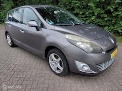 Renault Scénic - 1.4 TCE 6 bak airco - navi. Motor start niet