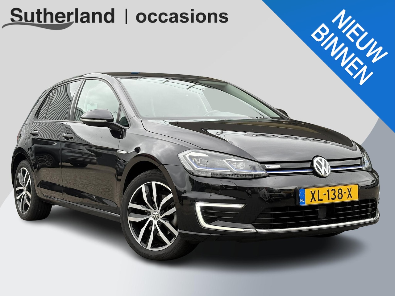 Volkswagen e-Golf - e-Golf 136pk | Virtual Cockpit | Stoelverwarming | Adaptive Cruise | Camera | SOH 88,7% - AutoWereld.nl