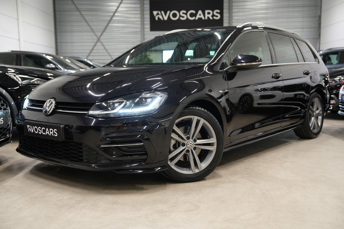 Volkswagen Golf Variant - 1.5 TSI 2x R-Line DSG * Virtual - Trekhaak - LED - ACC - App - DAB - Stoelverwarming * - AutoWereld.nl