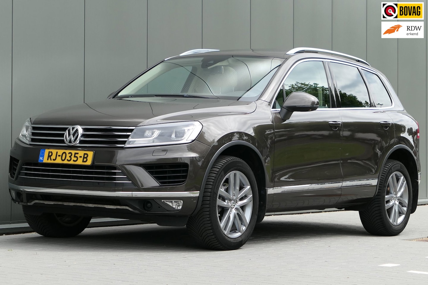 Volkswagen Touareg - 3.6 FSI Highline Panorama Memory Stuurverwarming - AutoWereld.nl