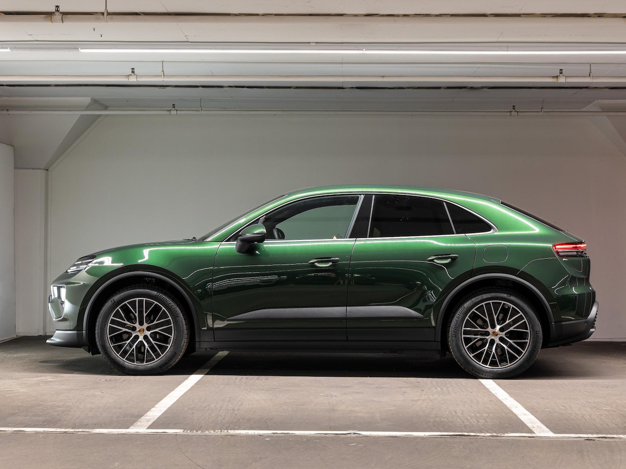 Porsche Macan - 100 kWh 100 kWh - AutoWereld.nl