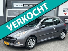 Peugeot 206 - 1.4 XS | 143 dkm | ZUINIG | NL AUTO | TREKHAAK