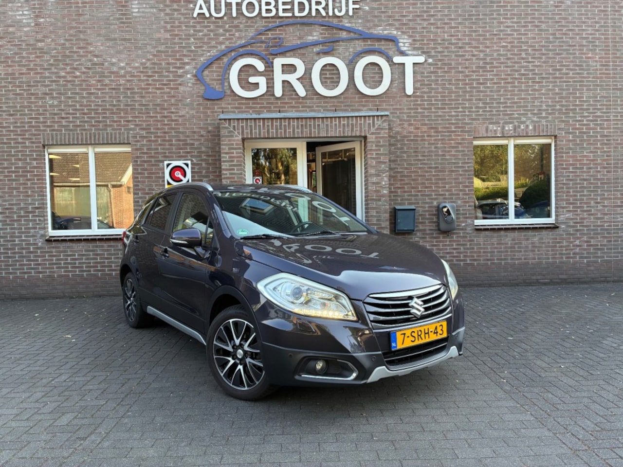 Suzuki SX4 - 1.6 High Executive - AutoWereld.nl