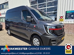 Renault Master - 150.35 Red Edition L2H2 Trekhaak 2500 Kg BPM Vrij 12-2024