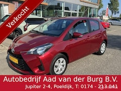 Toyota Yaris - 1.0 VVT-i Comfort Trekhaak , Airco , Electrische ramen & Spiegels , Hoge instap