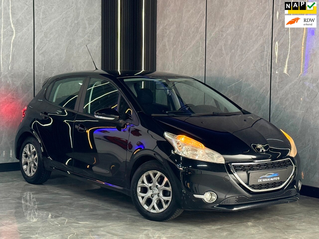Peugeot 208 - 1.6 e-HDi Blue Lease Navi |Cruise |Airco |Park Sensor |Lmv |Nap |Boekjes - AutoWereld.nl