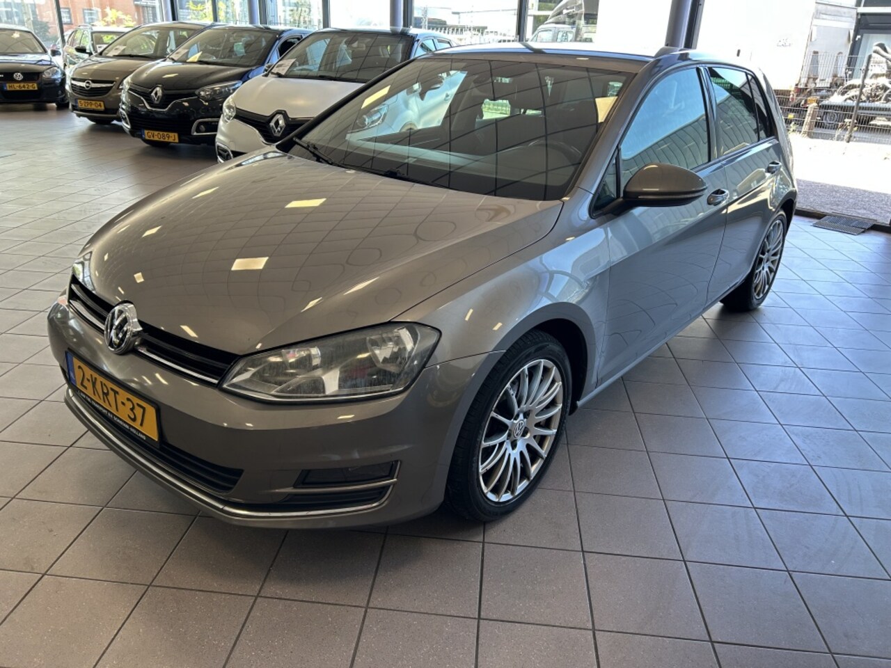 Volkswagen Golf - 1.4 TSI ACT Highline AUTOMAAT NW APK BJ 2013 !!! - AutoWereld.nl