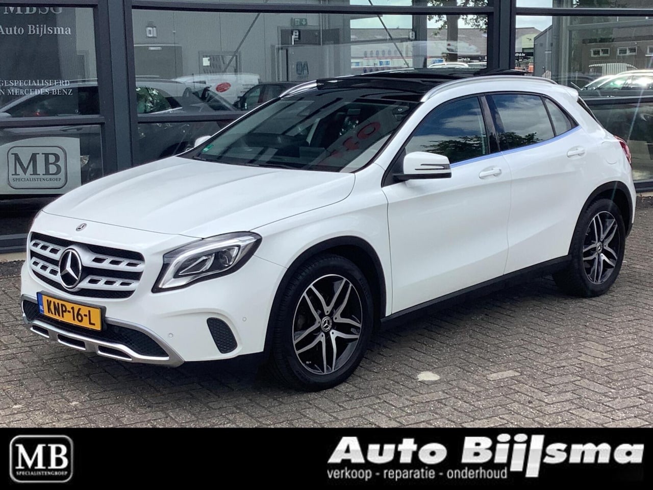 Mercedes-Benz GLA-Klasse - 180 Sport Edition automaat, Panorama dak, navi, cruise, - AutoWereld.nl