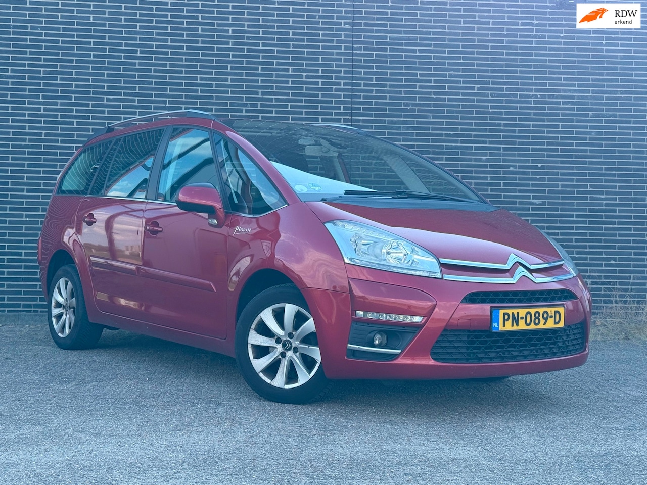 Citroën Grand C4 Picasso - 1.6 e-HDi Tendance EGS 7P Clima, Automaat! - AutoWereld.nl