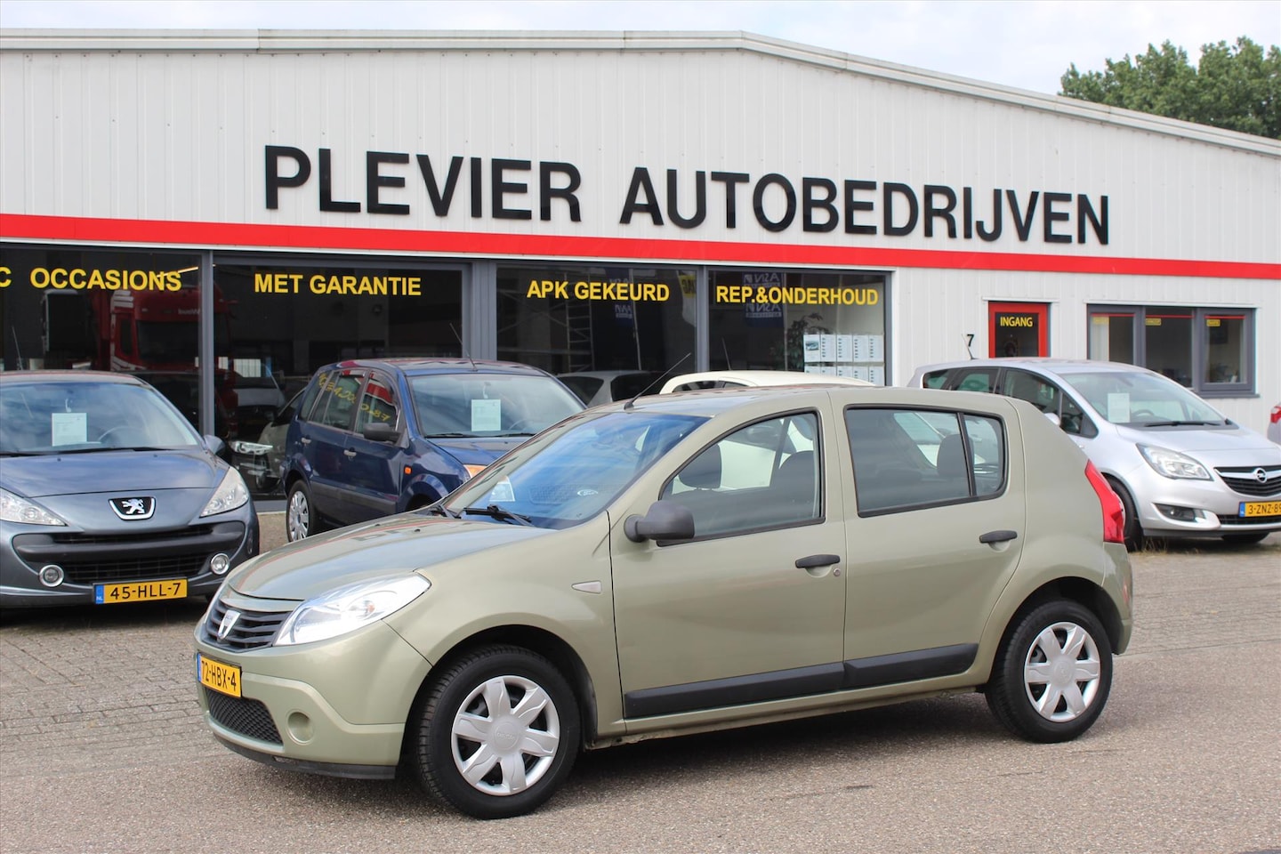 Dacia Sandero - 1.4 MPI 75 Ambiance 5 DEURS - AutoWereld.nl