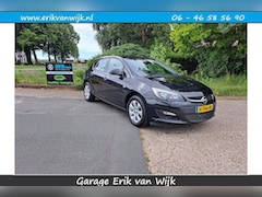 Opel Astra - 1.4 16V Cosmo 5 Drs HB Airco/Cruisecontrol/Bluetooth