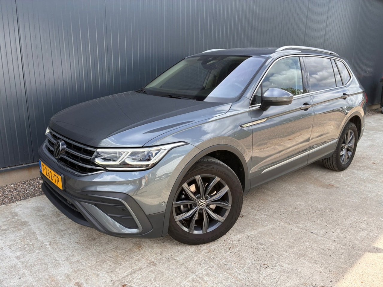 Volkswagen Tiguan Allspace - 1.5 TSI Life Business 1.5 TSI Life Business - AutoWereld.nl