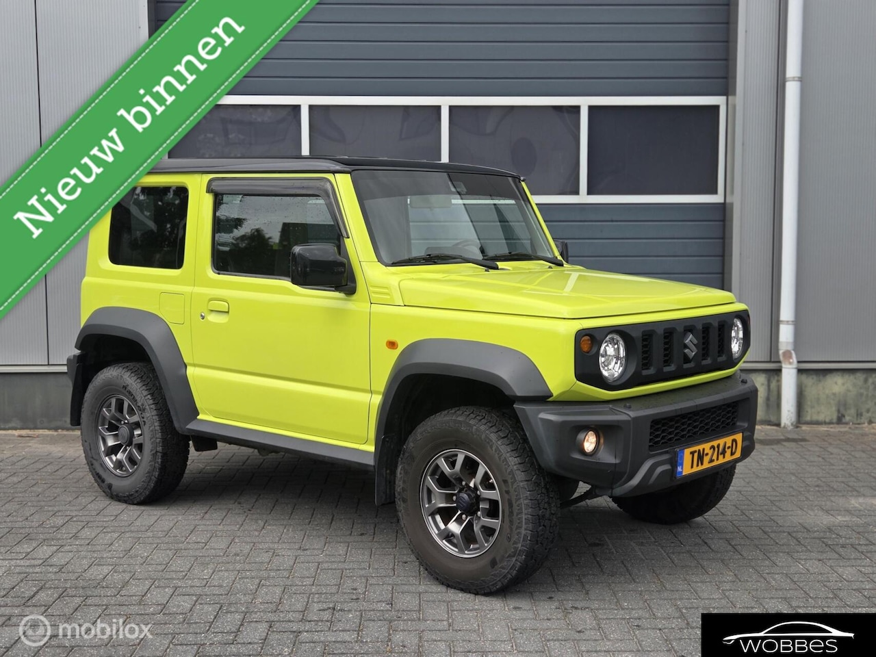Suzuki Jimny - 1.5 VVT Allgrip Pro Airco/stoelverw/LMV - AutoWereld.nl