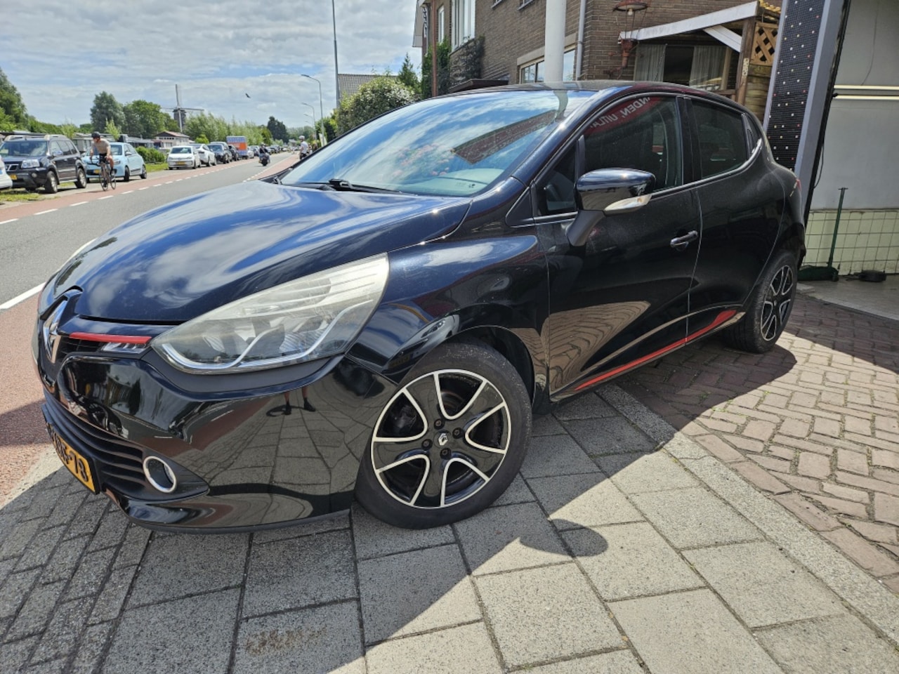 Renault Clio - 0.9 TCe Expression 0.9 TCe Expression - AutoWereld.nl