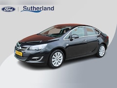 Opel Astra - 1.4 Turbo 140 PK Cosmo | 1E Eigenaar | Lage KM Stand | Afneembare Trekhaak | Cruise Contro