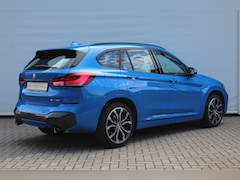 BMW X1 - sDrive20i High Executive M Sport Automaat / Sportstoelen / Cruise Control / Head-Up / Lase