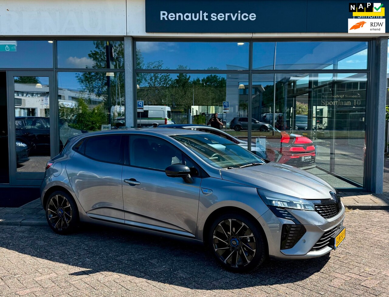 Renault Clio - 1.6 E-Tech Full Hybrid 145 esprit Alpine | Bose | Adaptive cruise control | Stoelverwarmin - AutoWereld.nl