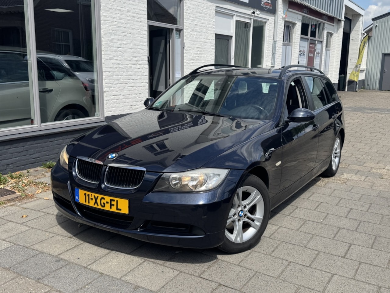 BMW 3-serie Touring - 318i High Executive*NW-APK* - AutoWereld.nl