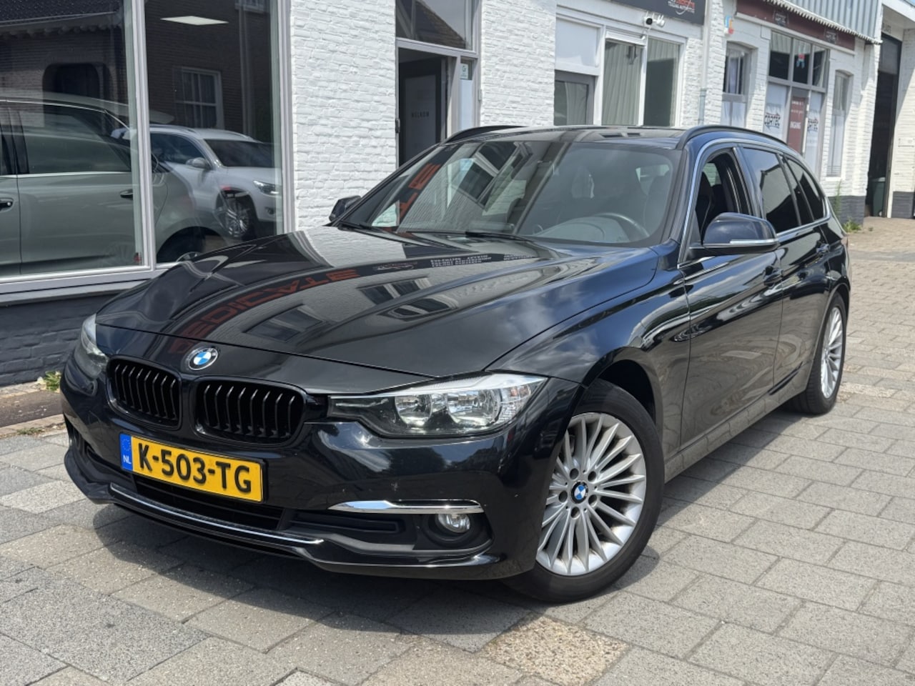 BMW 3-serie Touring - 316d Sport 316d Sport - AutoWereld.nl