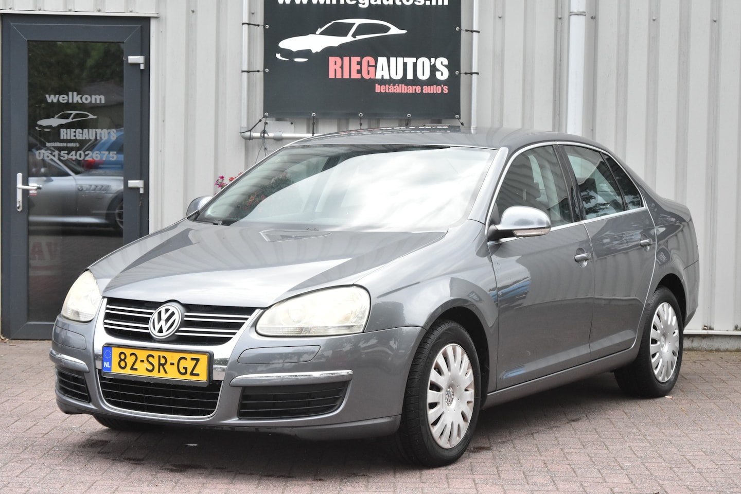 Volkswagen Jetta - 1.6 Comfortline Automaat – 2006 | Climate control | Nette auto - AutoWereld.nl