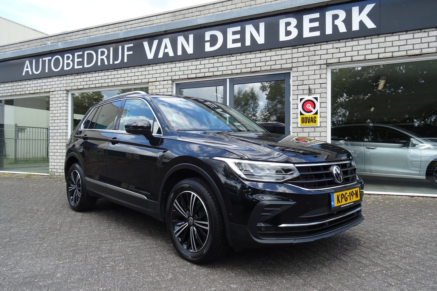 Volkswagen Tiguan - 1.4 TSI eHybrid Live Business - AutoWereld.nl