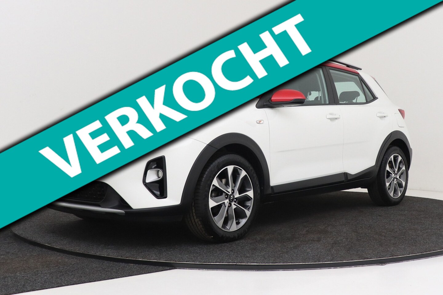 Kia Stonic - 1.0 T-GDi DynamicLine | Trekhaak | Org NL | 80.000 KM! | CarPlay | Camera | Cruise Control - AutoWereld.nl