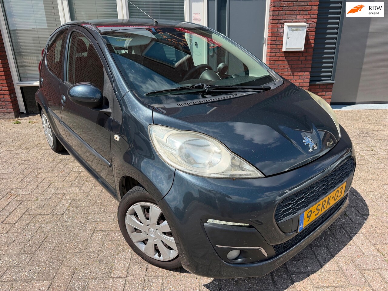Peugeot 107 - 1.0 Active / Airco / 5DRS / NAP - AutoWereld.nl